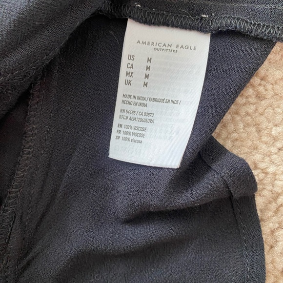 American Eagle Outfitters Tie Crop Top - Picture 2 of 4